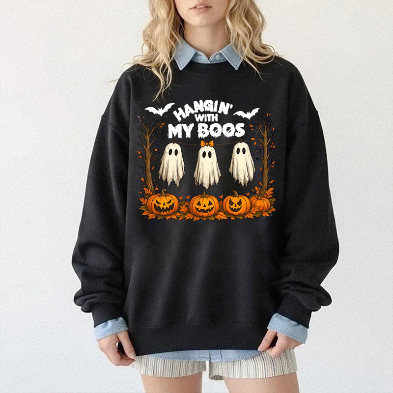 Funny Hanging Ghosts Halloween Hangin’ With My Boos Cute Pumpkin Bat Halloween  Sweatshirt